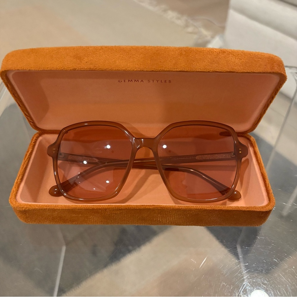 Gemma “Lake Shore Drive” Rectangular Sunglasses F… - image 4